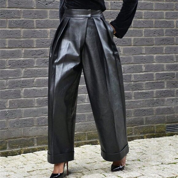 Black Elegant Women's Faux leather Baggy pocketed Pants contemporary high street - Picture 1 of 6